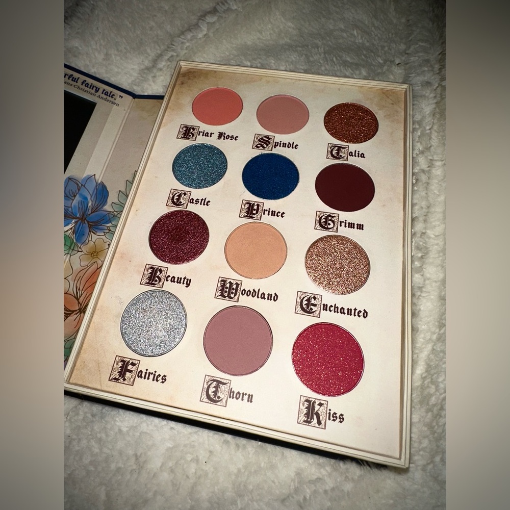 Storybook Cosmetics Fairy Tales eyeshadow palette: Little Briar Rose